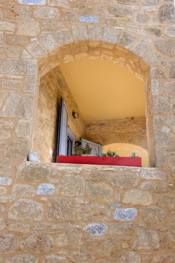 Orfea'S Place Riglia Екстериор снимка